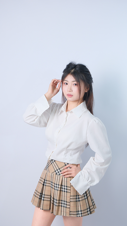艺人–张露露 签约人气飙升热榜